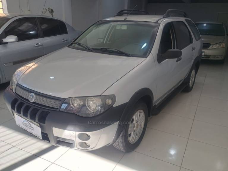 FIAT - PALIO - 2007/2007 - Prata - R$ 26.500,00