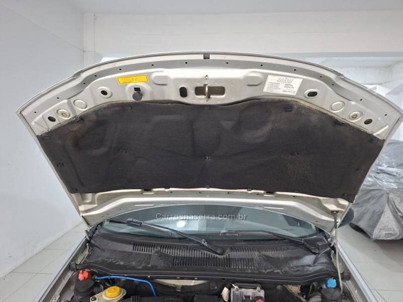 FIAT - PALIO - 2007/2007 - Prata - R$ 25.900,00