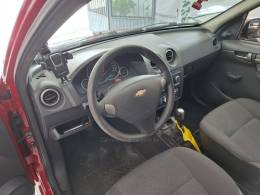 CHEVROLET - CELTA - 2013/2014 - Vermelha - R$ 34.000,00