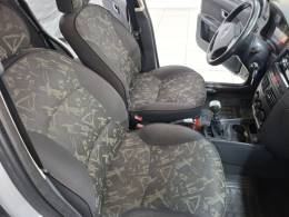 FIAT - PALIO - 2007/2007 - Prata - R$ 25.900,00