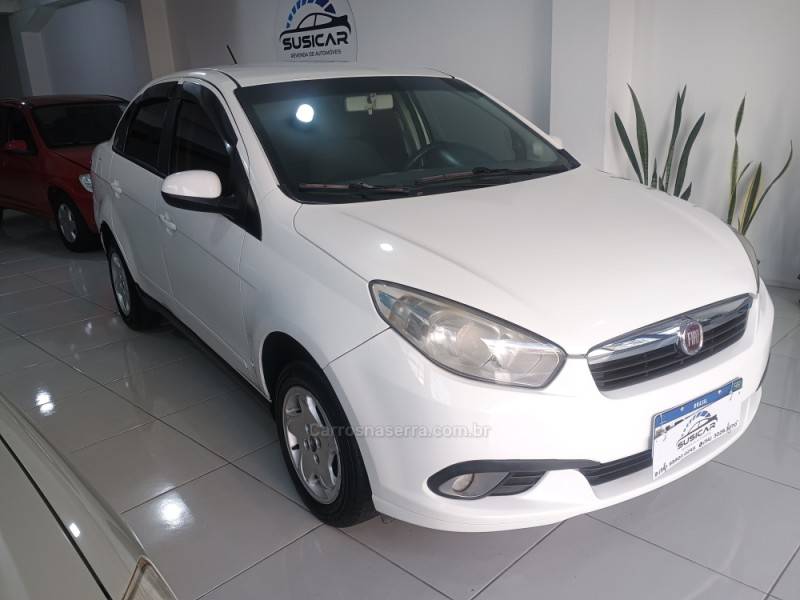 FIAT - GRAND SIENA - 2013/2013 - Branca - R$ 34.900,00